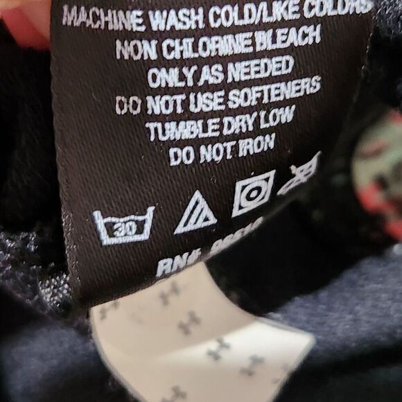 Under Armour Hoodie For Women Size Small Black Full Zip - Picture 9 of 11